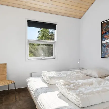 Elmo - 800m From The Sea By Interhome *